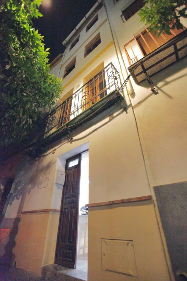 Casa Con Terraza San Fernando Apartment กอร์โดบา ภายนอก รูปภาพ